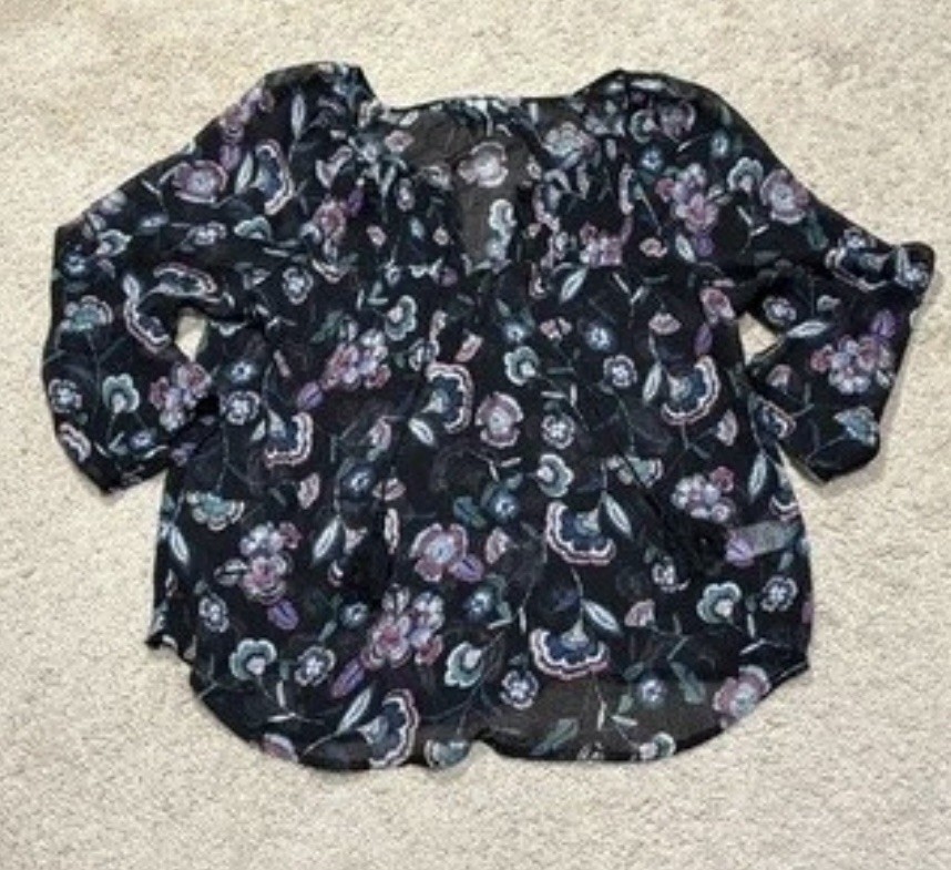 Maurice's Womens Shirt Size Large Multicolor Floral Print Lightweight Flowy