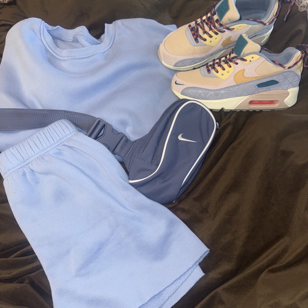 Baby Blue, Matching Shorts And Sweatshirt Set In Size Medium￼