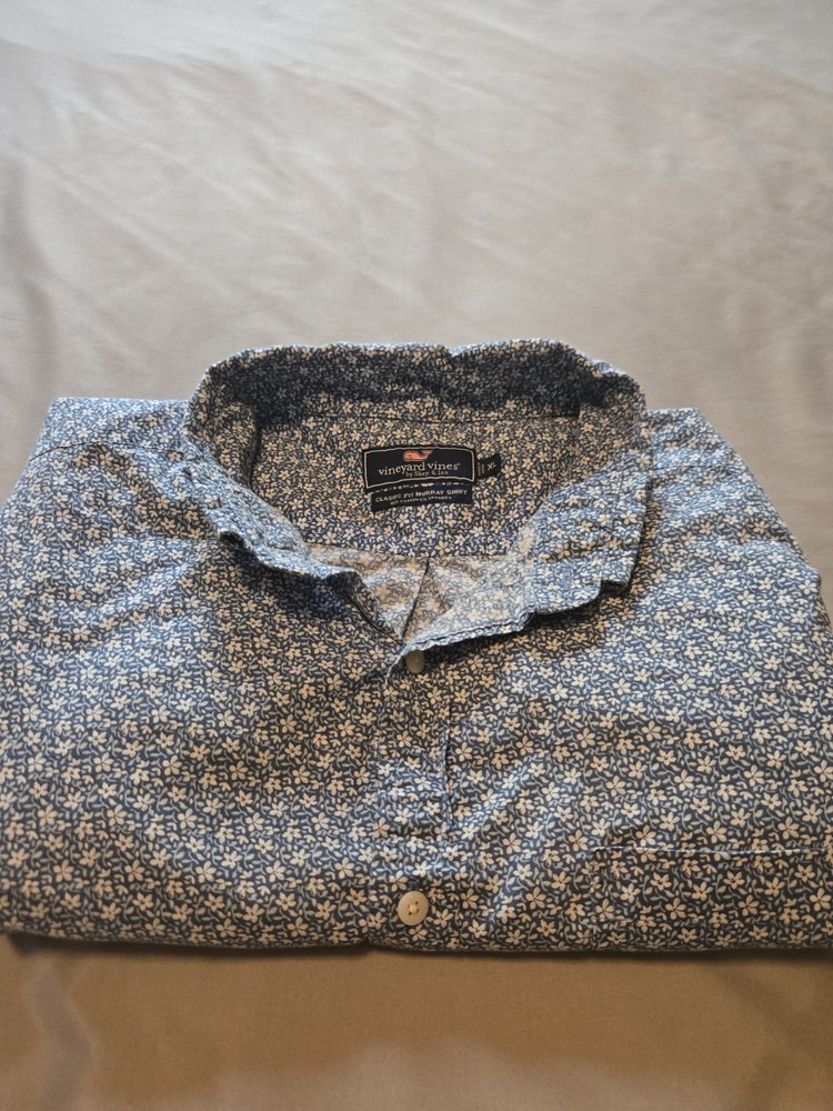 Vineyard Vines  Murray Short Sleeve Button Up Mens XL Blue Floral Classic Fit