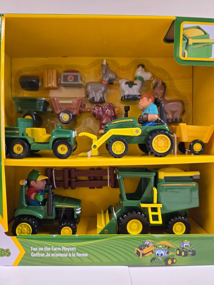 John Deere Farm Adventure Playset Tractor Toy TBEK34984
