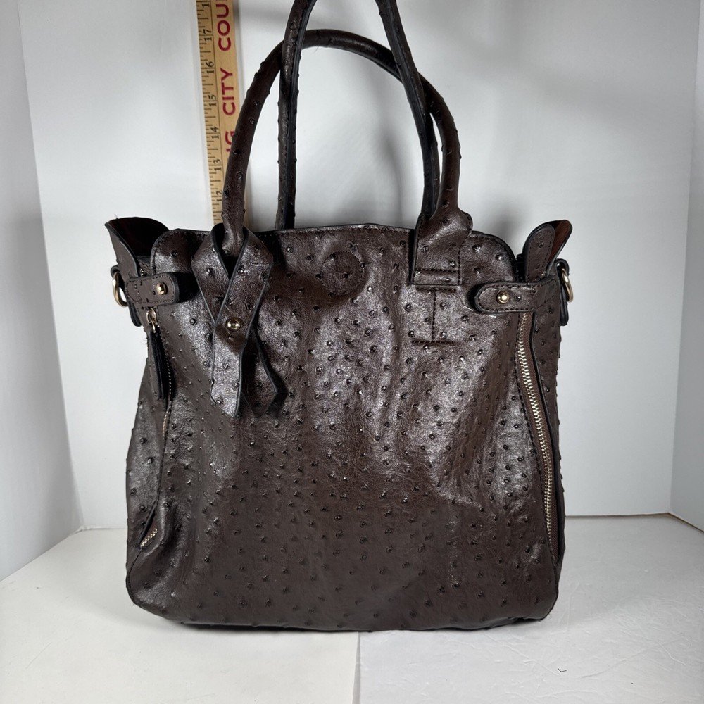 Trendy! Paula Rossi Ostrich Pattern Brown Tote Bag