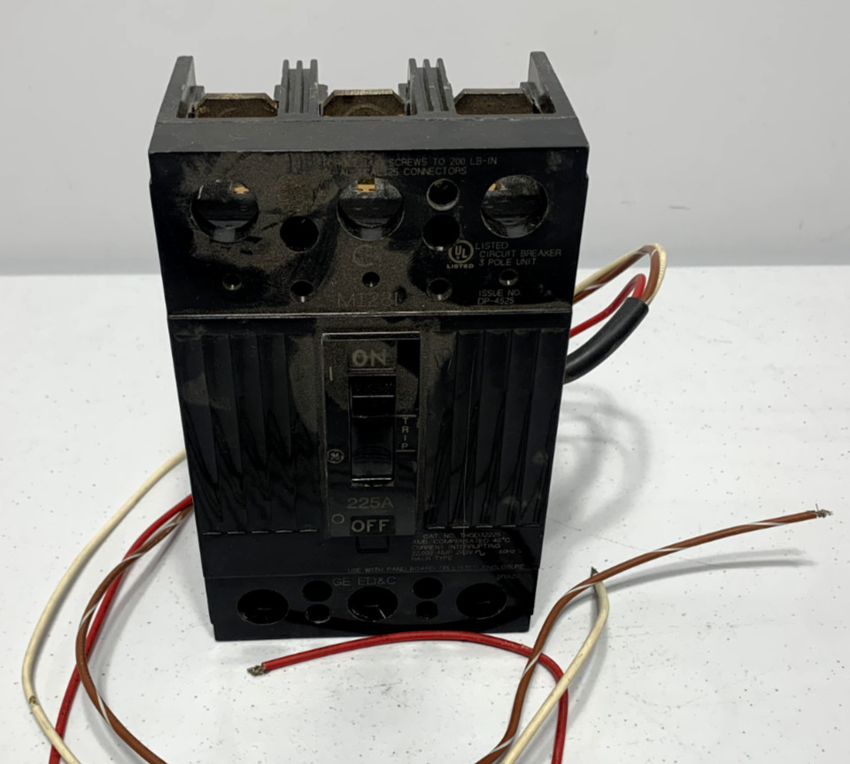 General Electric THQD32225 Circuit Breaker 225 Amp 3 Pole 240V