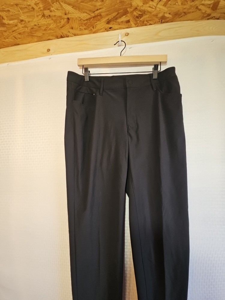 All In Motion Men’s Stretch Golf Pants Casual Black 34/30 with Pockets