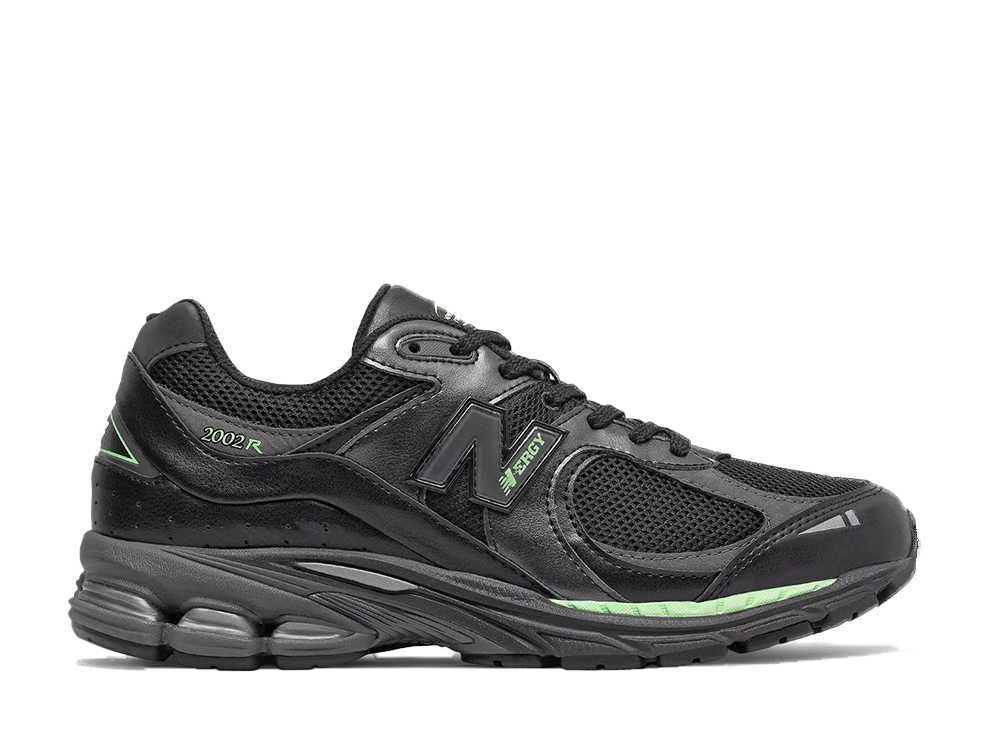 New Balance 2002R Black Green M2002RLD Unused