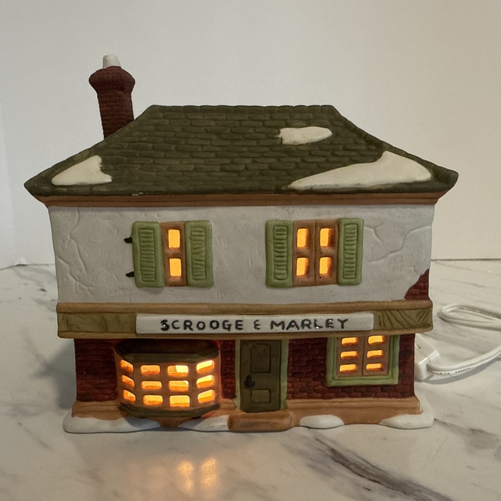 Dept 56 Dickens Village Scrooge & Marley Counting House 6500-5 with Original Box READ