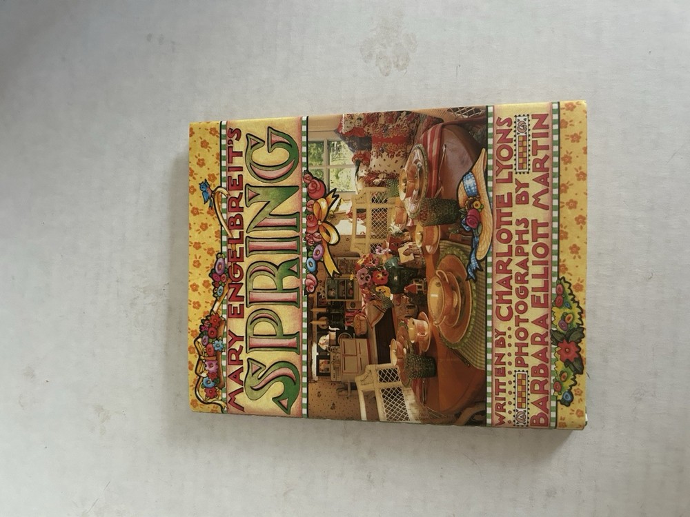 Mary Engelbreit's Spring by Mary Engelbreit and Charlotte Lyons (1997,...