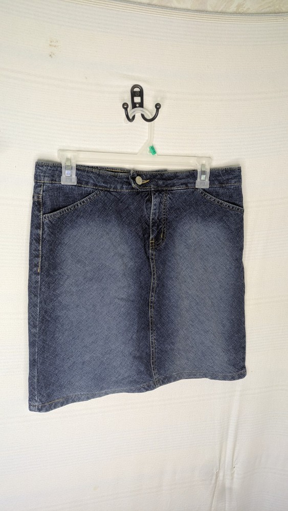 Y2k Dylan And Jeans Women Blue Denim Skirt Size M Great Condition