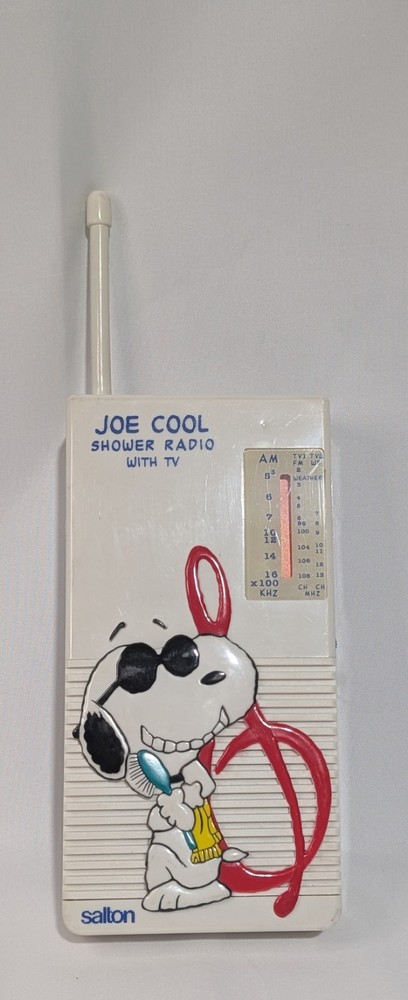 Vintage 1992 SALTON JOE COOL SHOWER RADIO W/TV SNOOPY PEANUTS Works