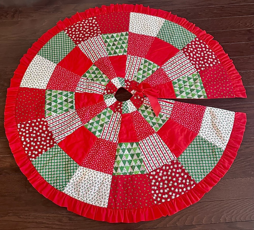 Vintage Handmade Patchwork Christmas Holiday Prints Tree Skirt Ruffled Edge 46”