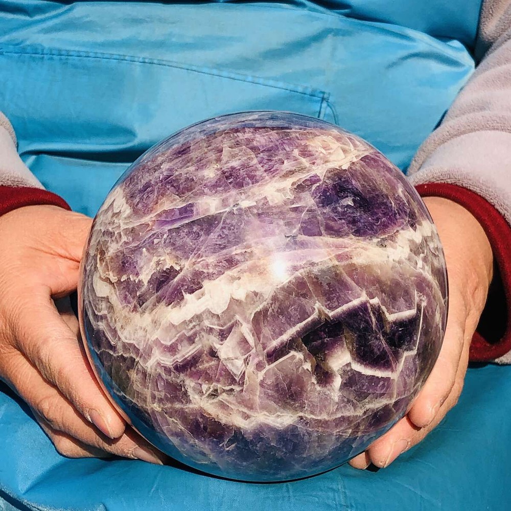 3050G Natural Amethyst Quartz Crystal Sphere Ball for Healing and Meditation