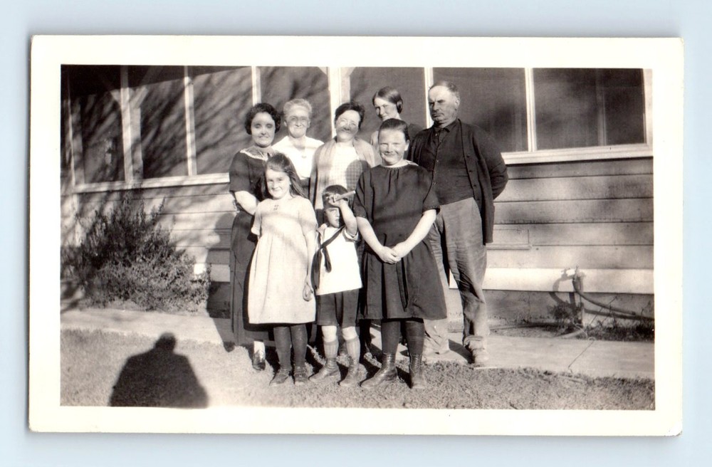 Old Vintage Photo MEN WOMEN GIRLS BOY AND SHADOW OUTSIDE HOUSE SNAPSHOT