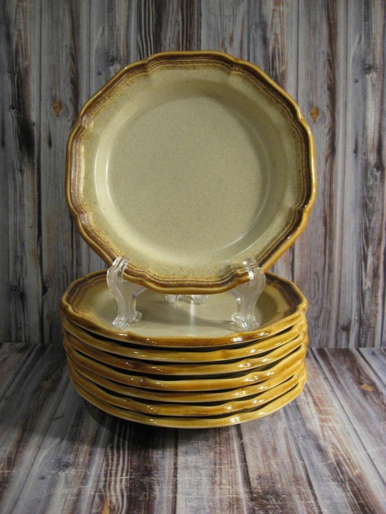 MIKASA WHOLE WHEAT SALAD PLATES - 8