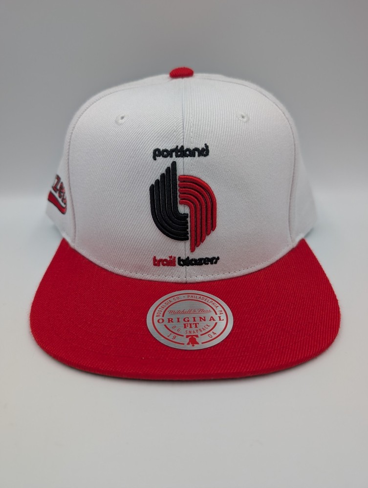 Mitchell & Ness Portland Trail Blazers Basic HWC Snapback Hat NWT