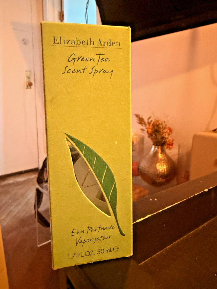 Green Tea by Elizabeth Arden 3.3 / 3.4 oz EDT Perfume for Women New in Box