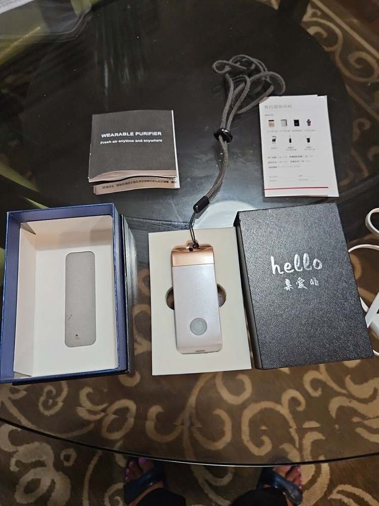 The Wearable Personal Air Purifier Kills Virus and Germs Rechargeable Battery