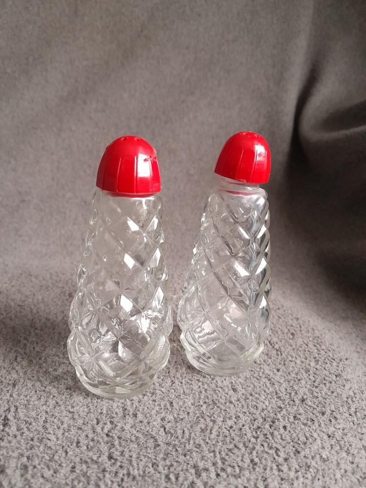 Vintage Mid Century Glass Salt & Pepper Shakers, Diamond Design, Red Lids