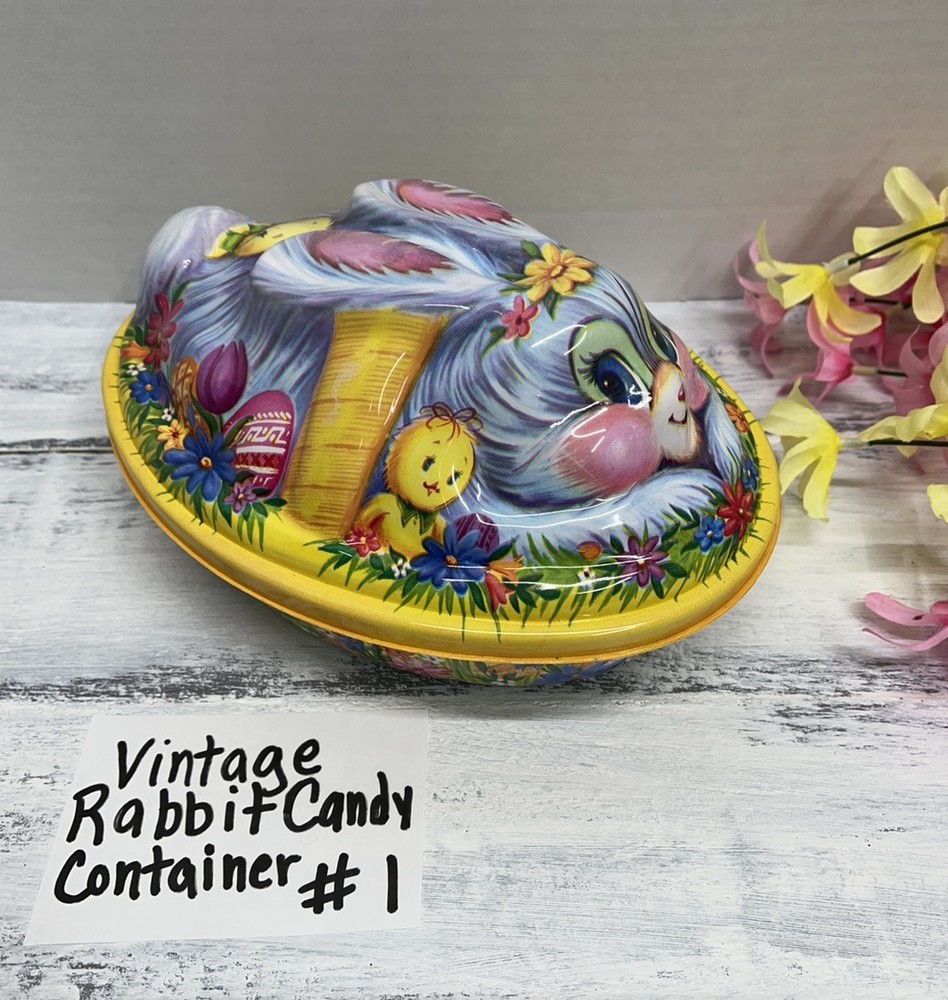 Vintage Easter Bunny 3-D Plastic Molded Candy Container Basket Rabbit Chicks NOS