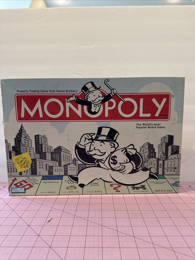 Monopoly Board Game Original Parker Brothers Classic Edition 2004(100% COMPLETE)