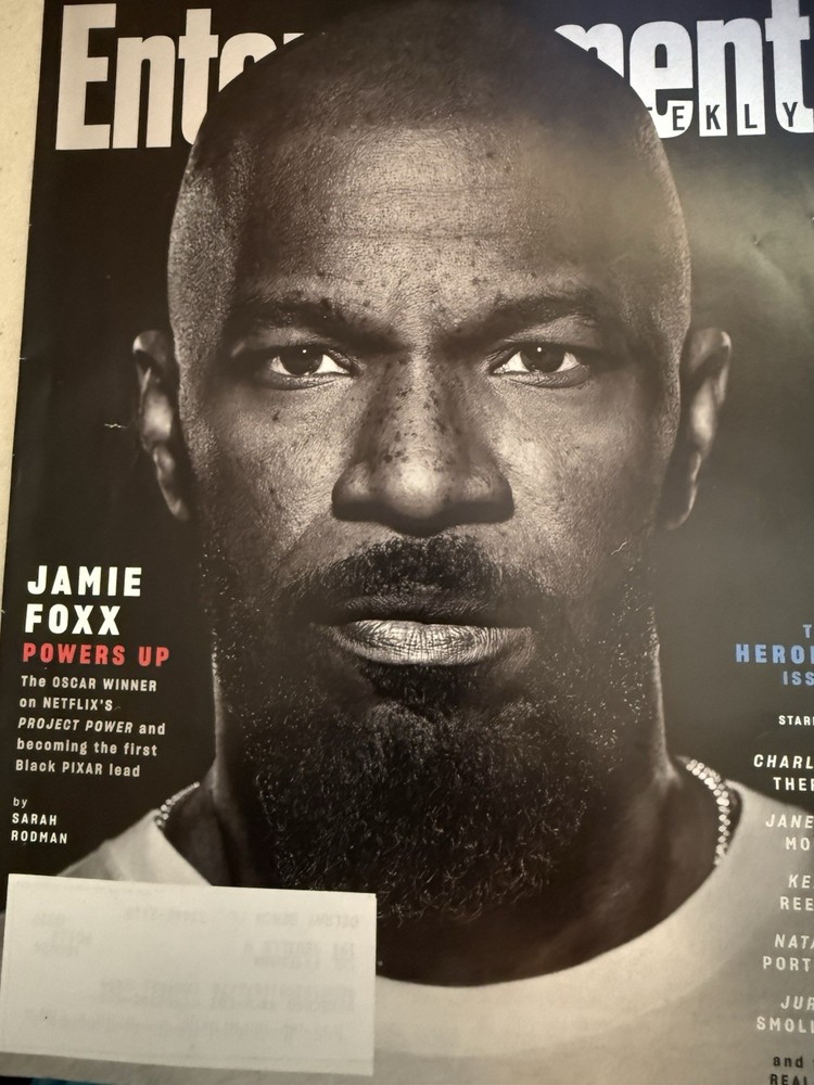 ENTERTAINMENT WEEKLY - August 2020 -Jamie Foxx -Powers Up- Netflix Project Power