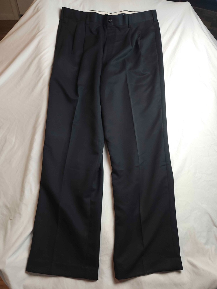 PGA Tour Dress Pants Mens 38x32 Black Performance Golf Gorpcore Pleated Sporty