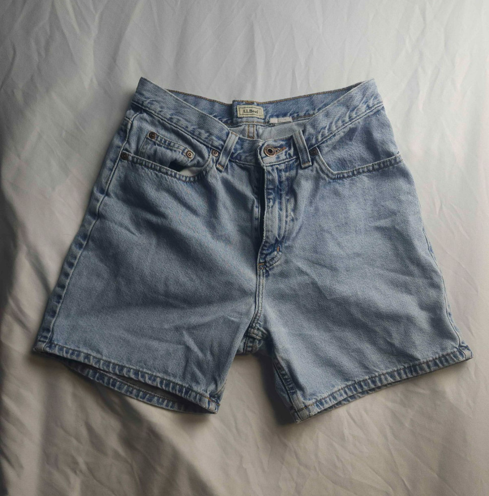 Vintage 90s LL Bean Mom Shorts Womens Size 8 Blue Light Wash Denim Coastal Y2K