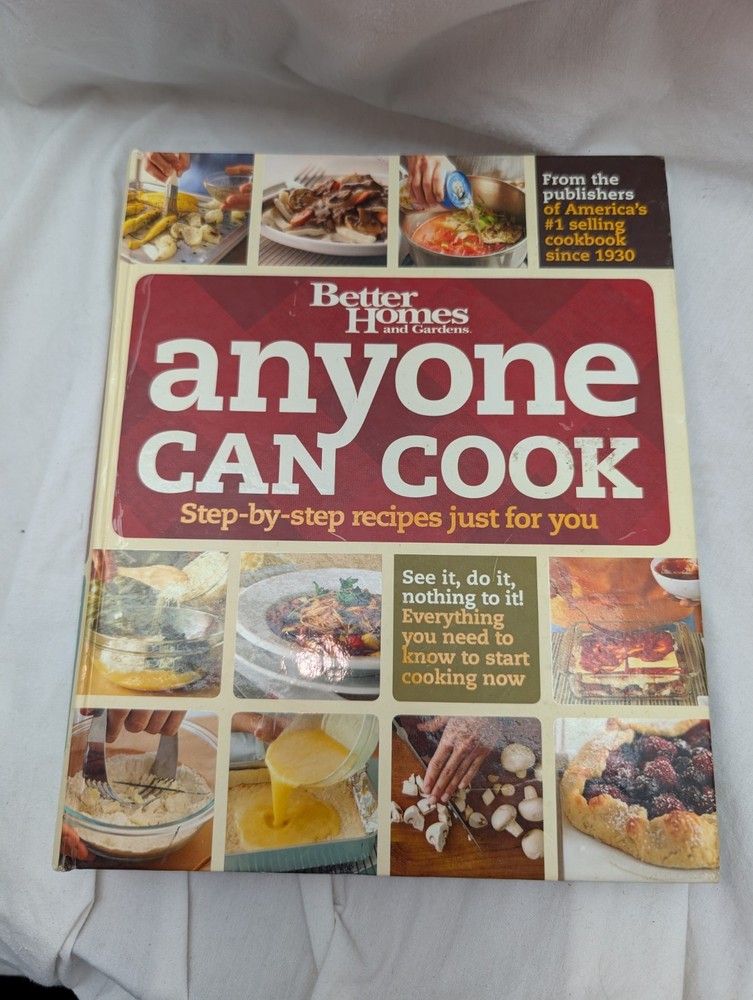 Anyone Can Cook Better Homes and Gardens Cookbook 1st Edition 2007 HB Binder