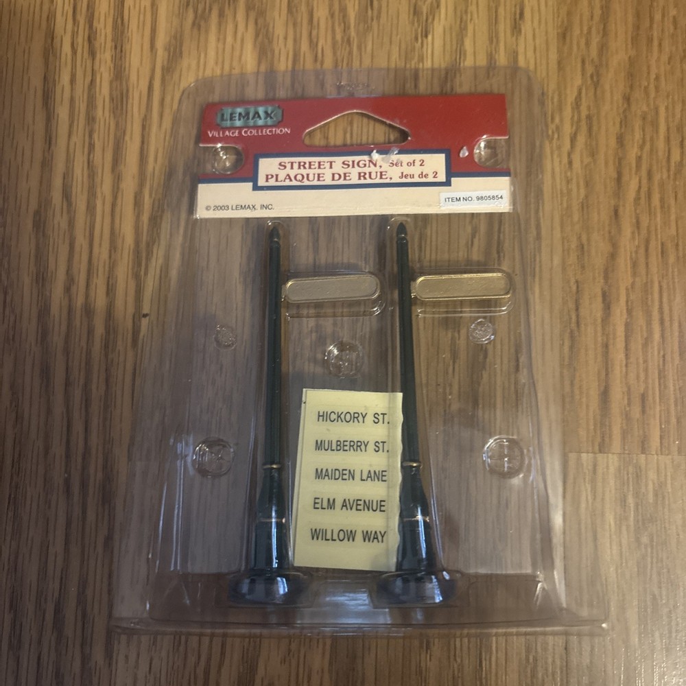 NEW 2003 Lemax Coventry Cove Street Sign Set of 2 Christmas Village Holiday