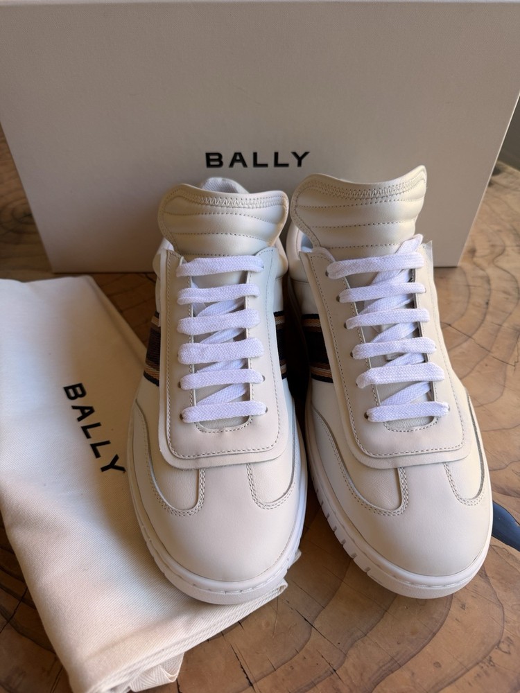 Bally Men's Sneakers Size 8