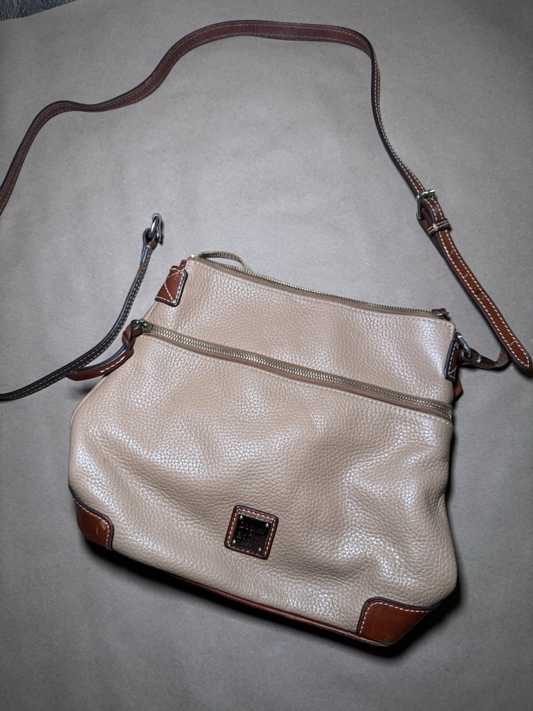 Dooney & Bourke Pebble Tassel Crossbody Shoulder Bag Tan Brown Broken Strap