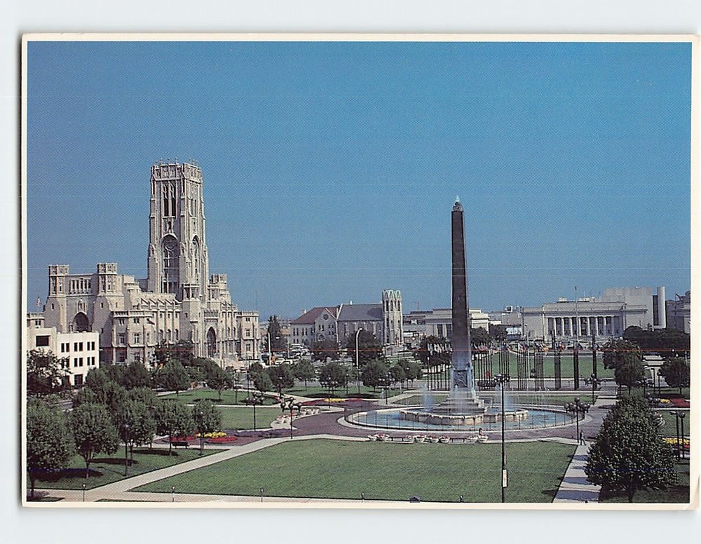 Postcard The Fountain In Obelisk Square Indianapolis Indiana USA