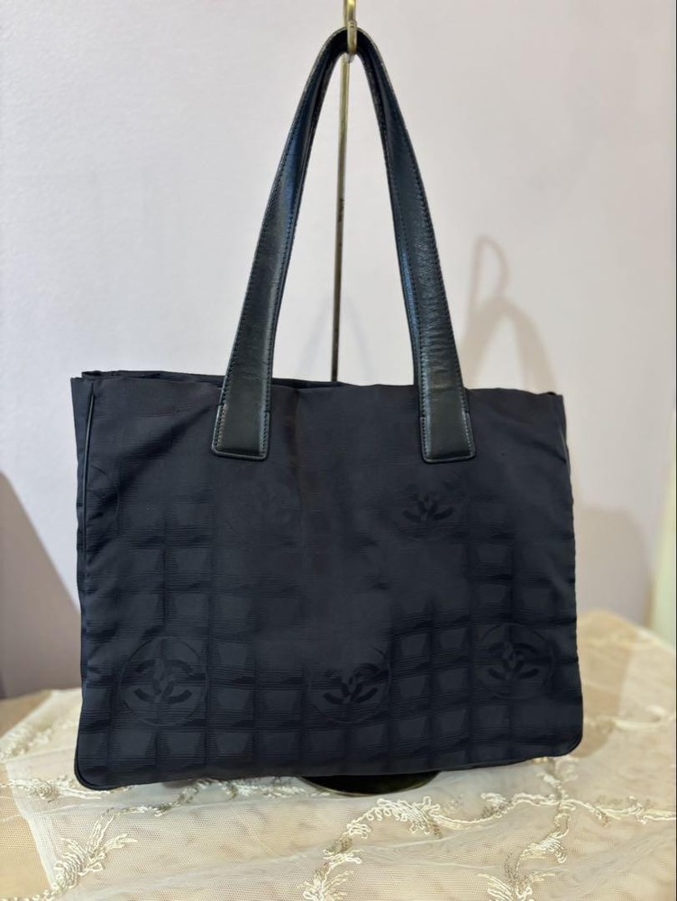 Chanel Beige Nylon Leather Tote Bag No Pockets Pre-Owned