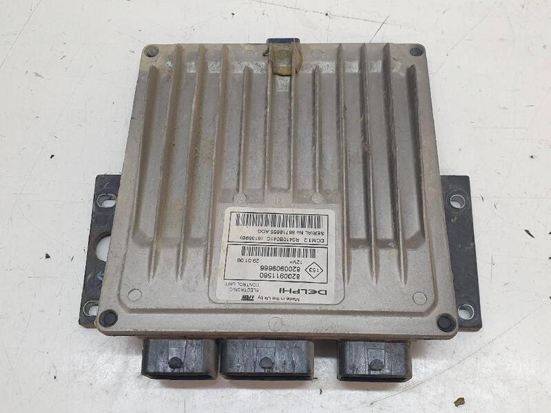 8200911560 engine housing uce Renault Clio III authentic 2005 374334