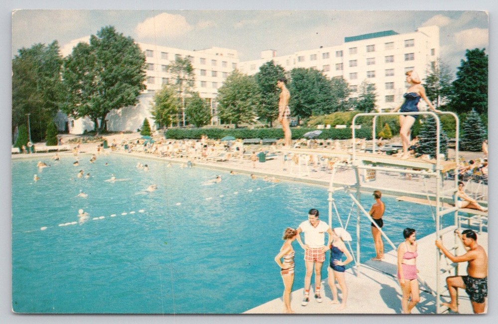 Concord Hotel Kiamesha Lake NY Olympic Pool Vintage MAGIKOLOR Postcard