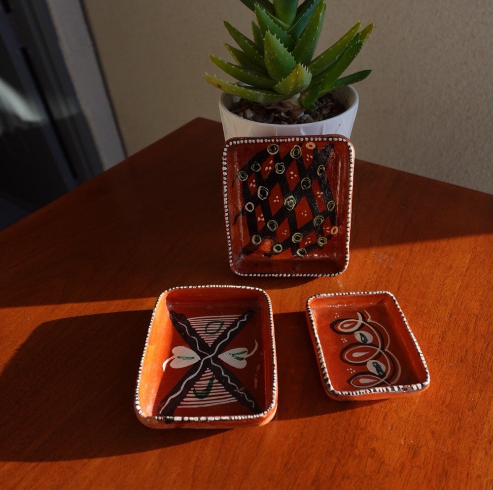 Vintage Red clay Mexican pottery nesting trinket dishes set of 3 Mexico Painted