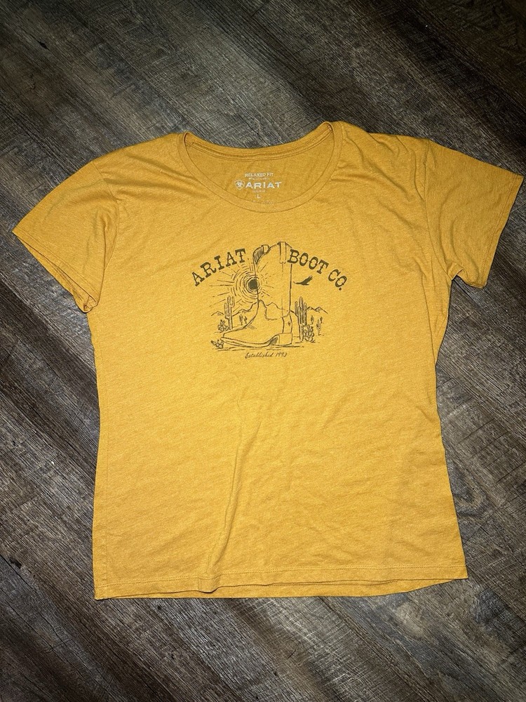 Ariat Women's Relaxed Fit Yellow Graphic Print Crew Neck T-Shirt Short Sleeve L