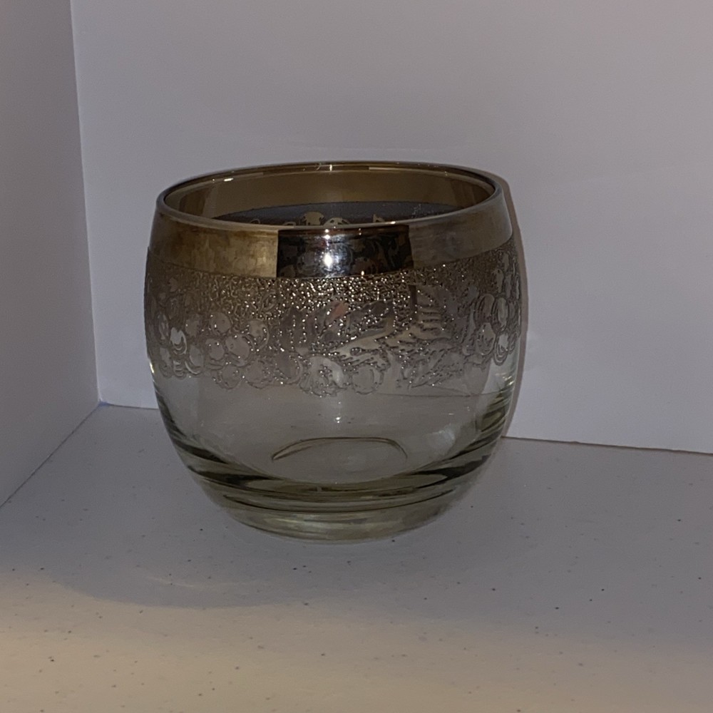 Dorothy Thorpe MCM Roly Poly Silver Fade Grape & Leaves Lowball Whiskey Glass
