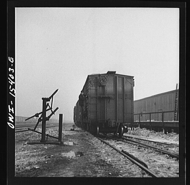 Photo:Omaha Nebraska Freight Train Boxcar Railroad Switch 1900s