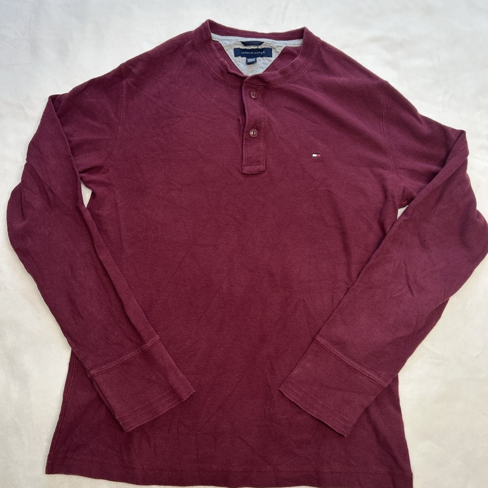 Tommy Hilfiger Mens Large Burgundy Henley Shirt Waffle Knit Long Sleeve Logo