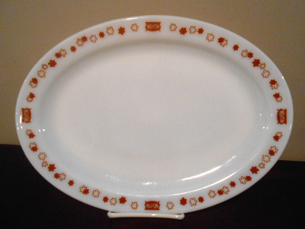 Pyrex Oval Milk Glass Red Kettle Popcorn Restaurant Ware Dinner Plate