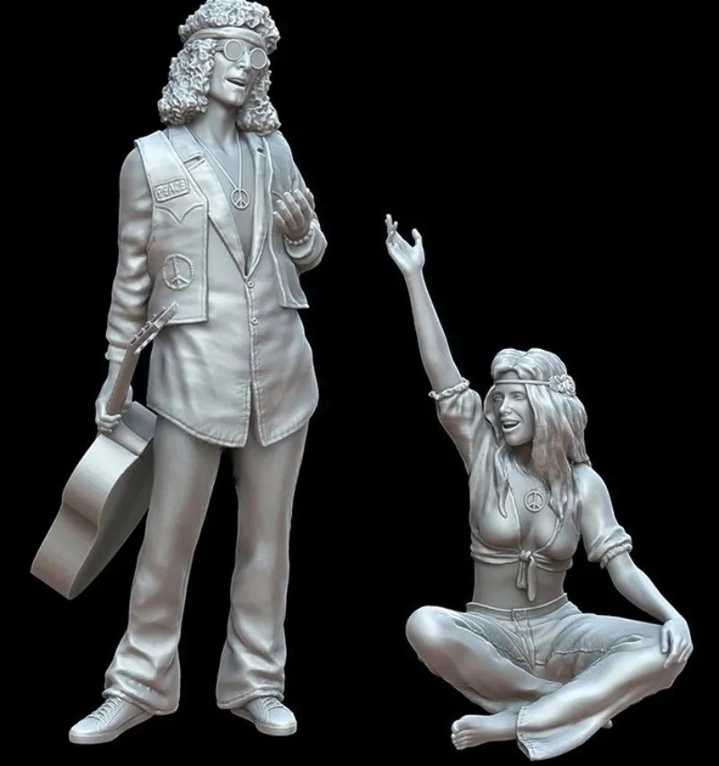 1/35 Resin Model Kit Guitarist and Hippie Girl 2 Figures Unassembled Unpainted