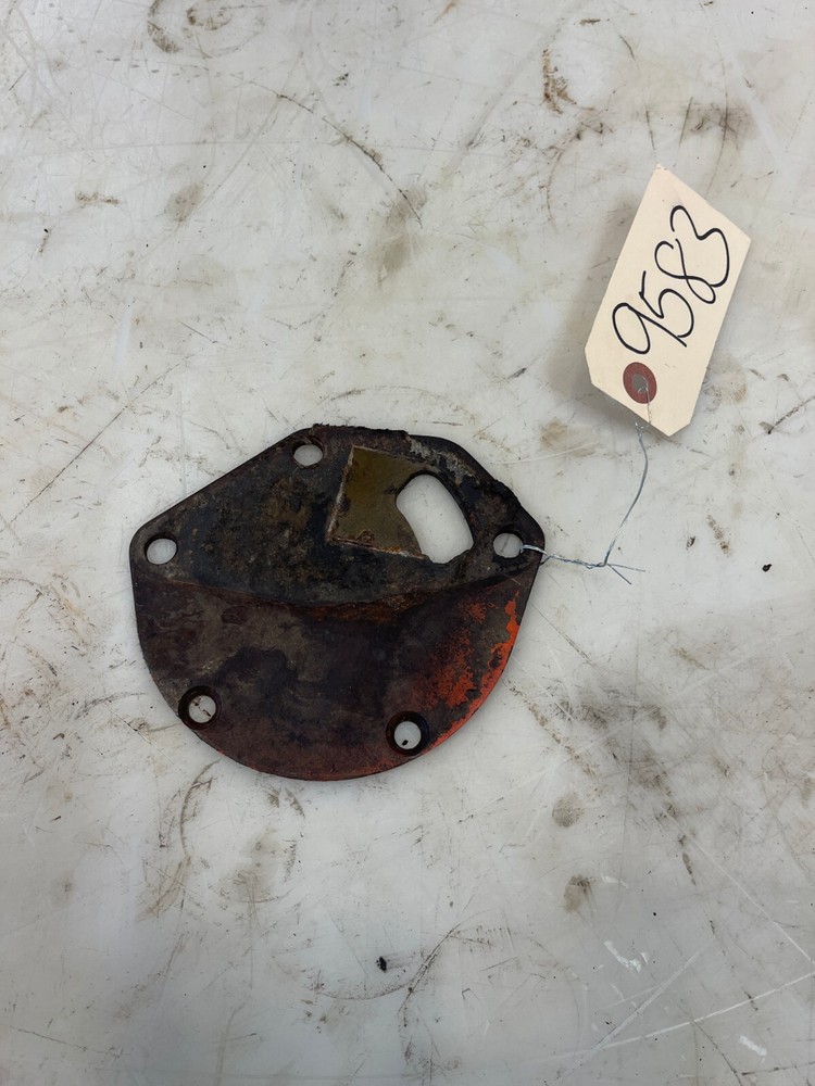 1965 Allis Chalmers AC D15 Tractor Water Pump Plate Replacement-image