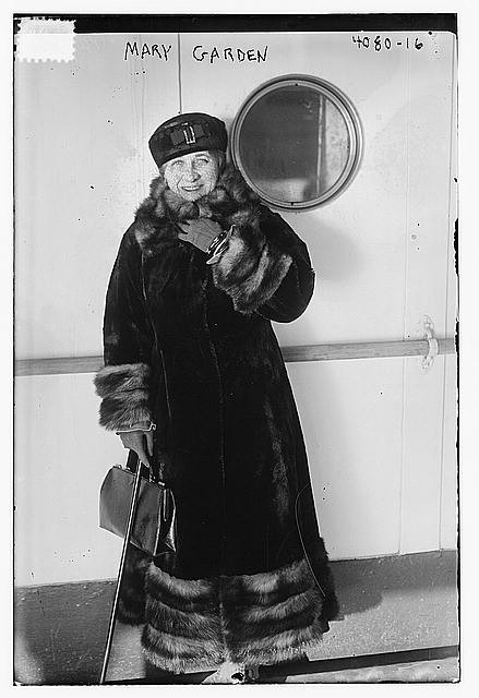 Photo:Mary Garden 1910s Fur Coat Hat Opera Singer Portrait