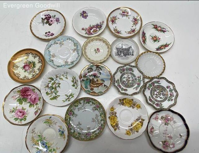Lot of 18 Small China Dishes - Bone China - Crescent & Sons, Queen Anne, Rosina