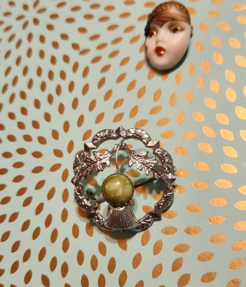 Vintage Signed MIZPAH Scottish Thistle Green Glass Eternity Brooch