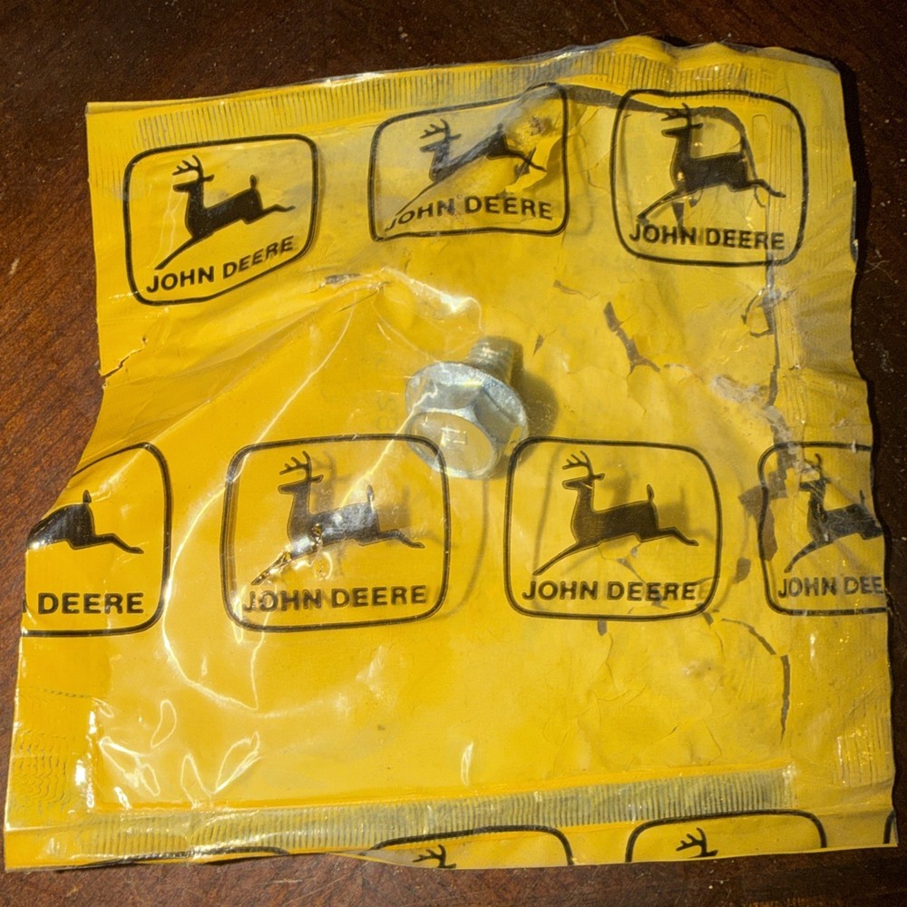 John Deere H65108 Hexagonal Flange Head Self Tapping NOS NEW Genuine OEM JD PART