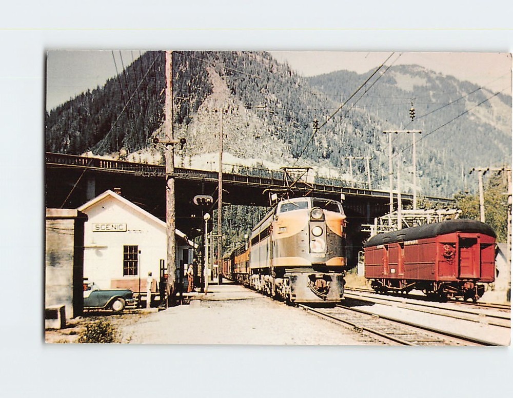 Postcard Great Northern Ry's Massive Electric locomotive Number 5019 Washington