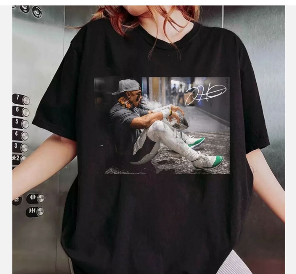 Vintage Jalen Hurts Victory Cigar 2025 Unisex Tee Sizes S to 5XL