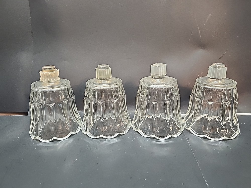 Set 4 HOMCO Tulip Clear Glass Peg Votive Cups W/ Grommets Candle Holders