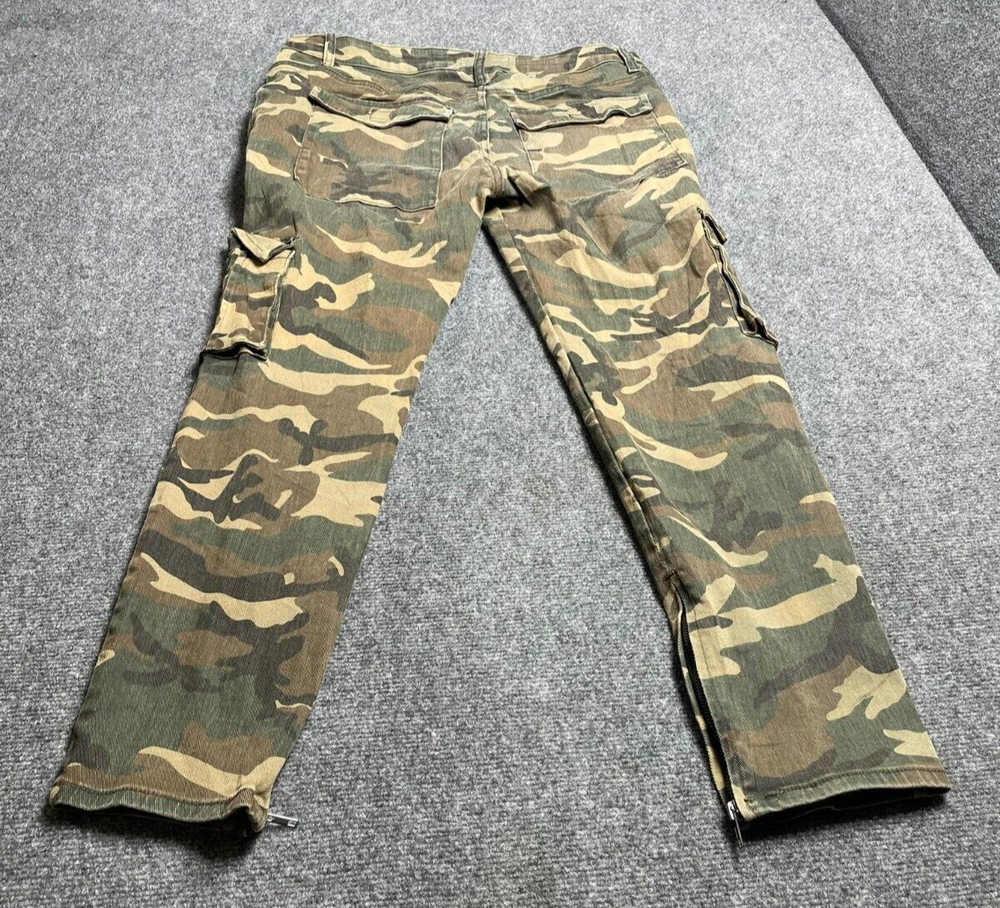 Fashion Nova Mens Camo Army Cargo Pants with 6 Pockets Size W36