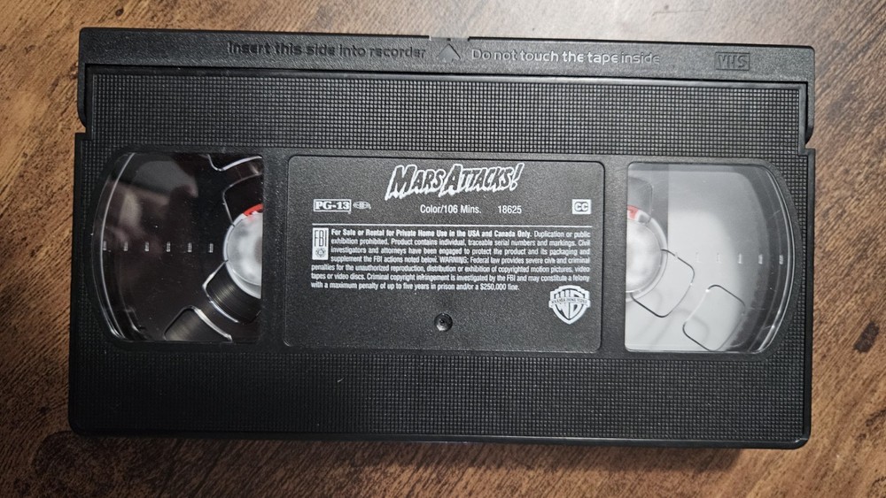 Mars Attacks (VHS, 1998, Widescreen) No Cover Just Tape, Untested